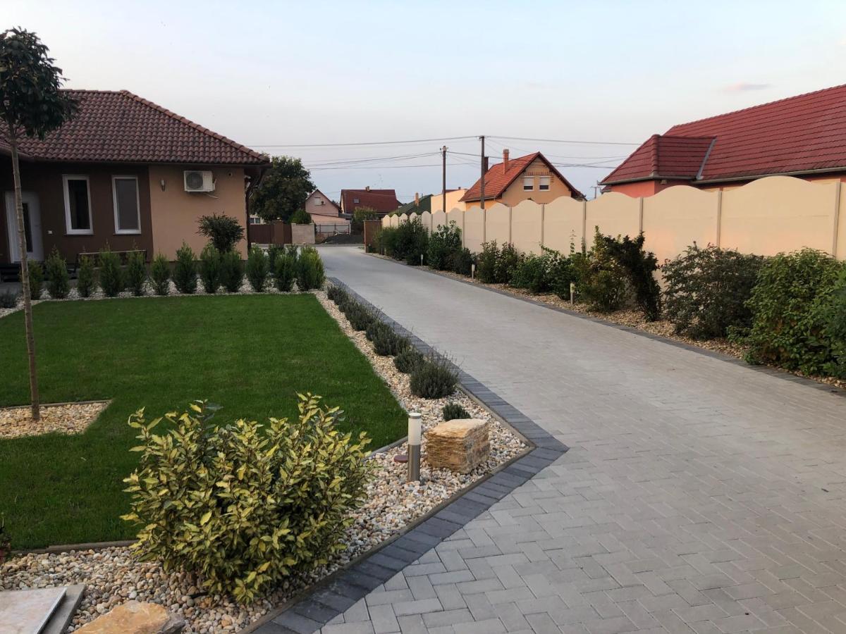 Rajczi Apartman Mohács Zewnętrze zdjęcie